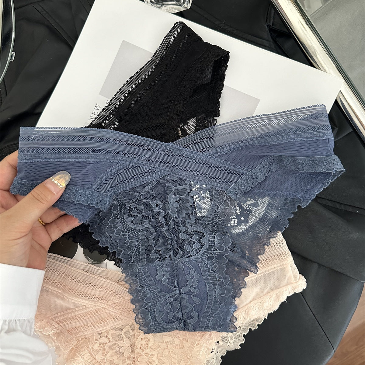 Women's Underwear Cotton Traceless Ventilation Thin Summer Ladies Mid Panties