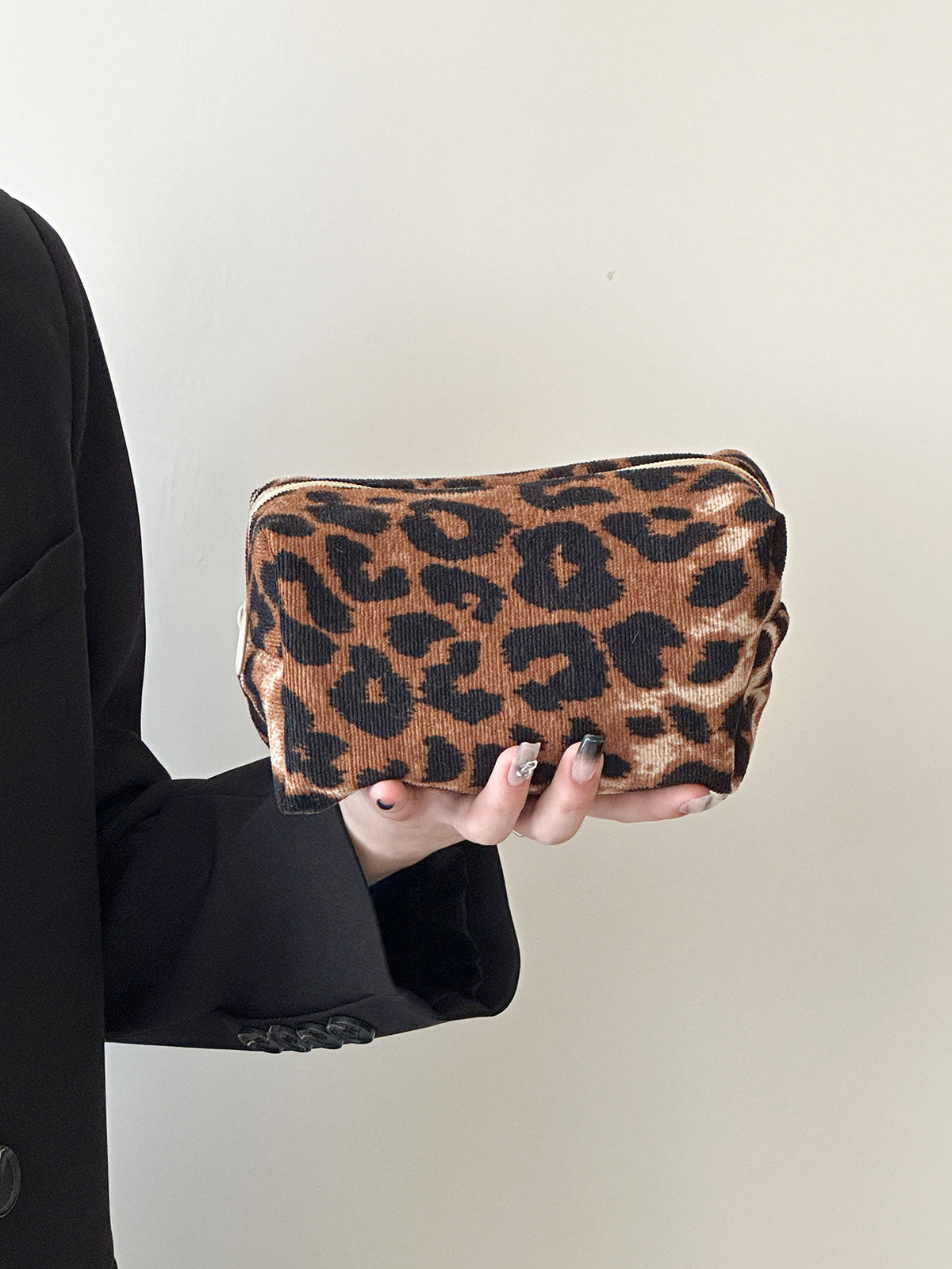 Leopard Print Corduroy Large Capacity Zipper Portable Makeup Bag