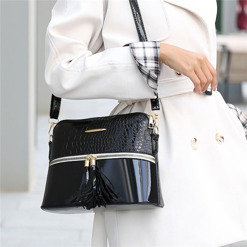 Women's Fashionable Paint Large Capacity Three-piece Women's Shoulder Bag