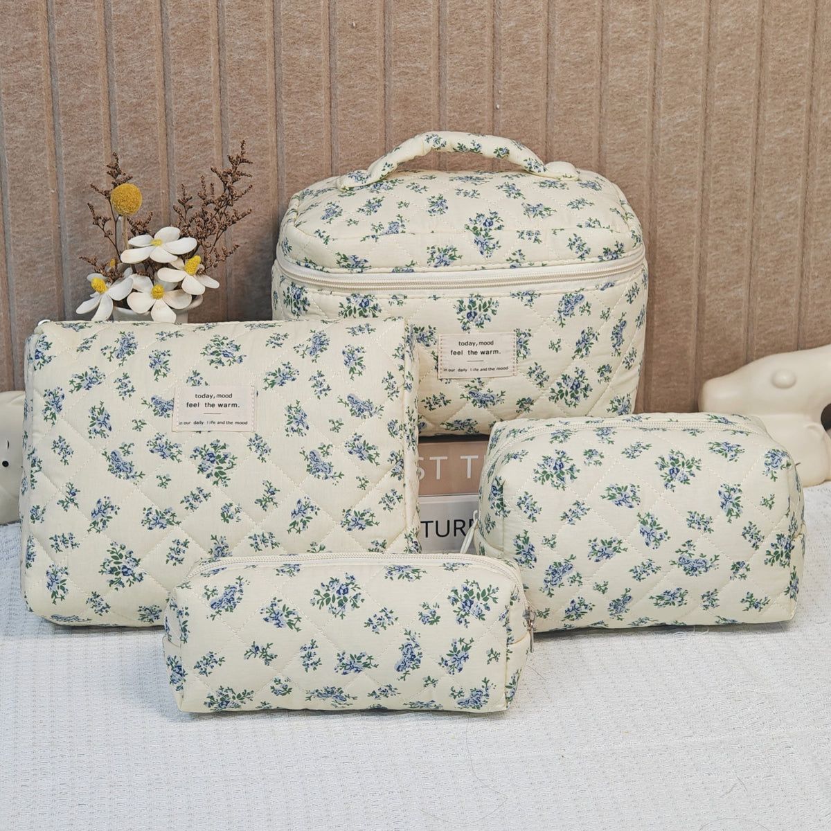 Vertical Large Capacity Three-dimensional Storage Portable Cosmetic Bags