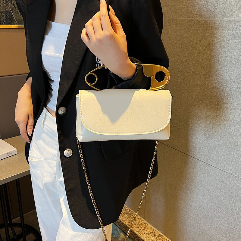 Women's Personalized Paper Clip Fashionable Korean Style Chain Portable Bags