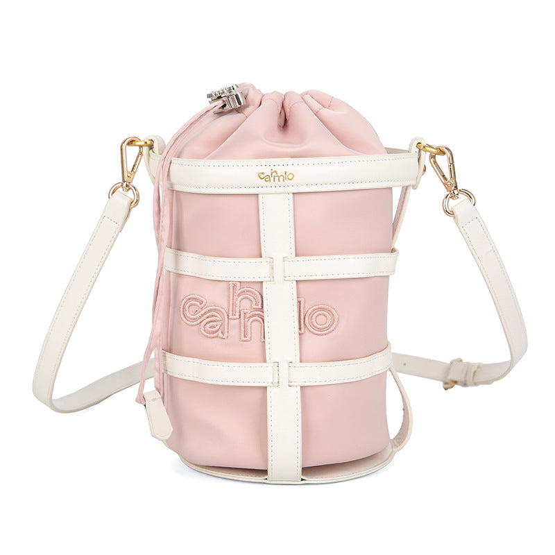 Women's Niche Design Drawstring Versatile Large Capacity Women's Shoulder Bag