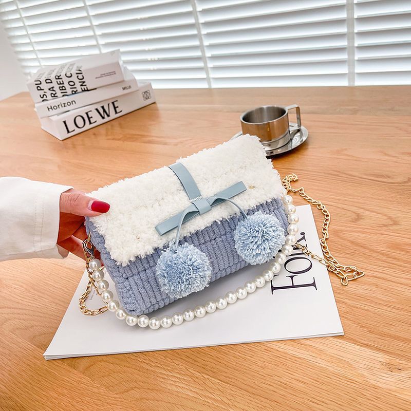 Women's Finished Hand-woven Material Kit Couple Girlfriends Gift Grid Women's Messenger Bag