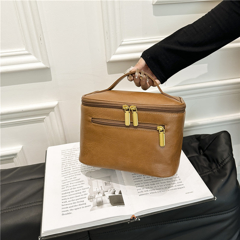 Comfortable Leather Cosmetics Storage Portable Toiletry Bags