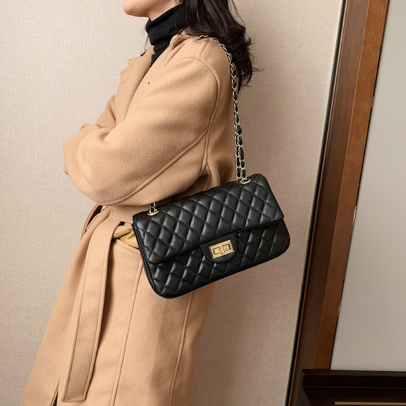 Women's Latch Rhombus Trendy Retro Textured Super Hot Women's Shoulder Bag