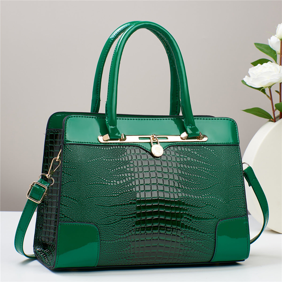Direct Mail Mom Versatile Elegant Lady Handbags