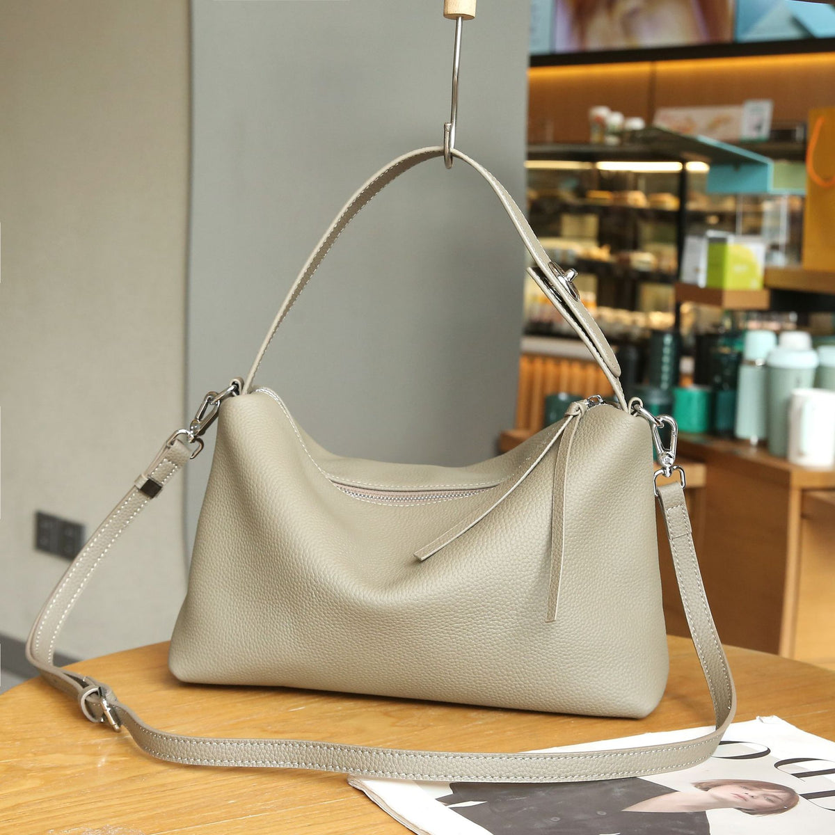 First Layer Cow Lady's Single Solid Color Simple Elegant Leather Bags