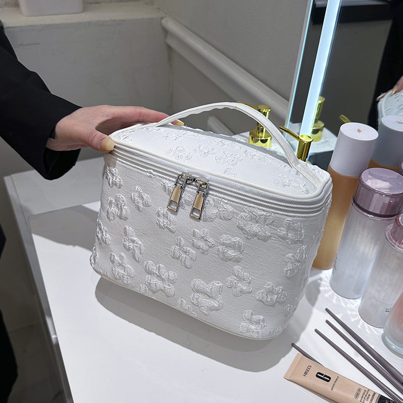 Women's High-grade Large Capacity Portable Super Popular Makeup Bag