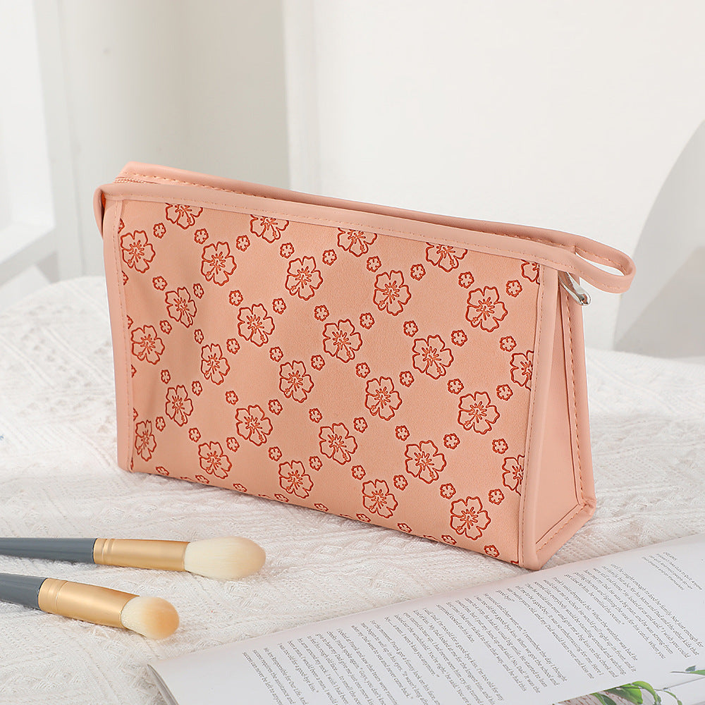 Women's Large Capacity Retro Embossing Storage Portable Outing Makeup Bag