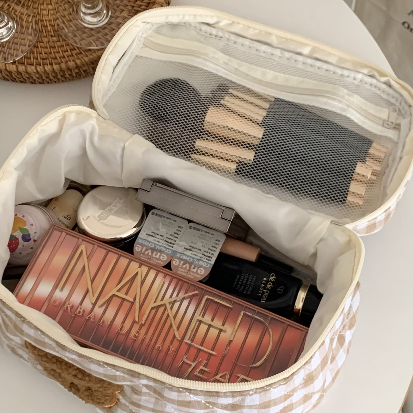 Women's Curly Patch Bear Cute Niche Storage Cosmetic Bags