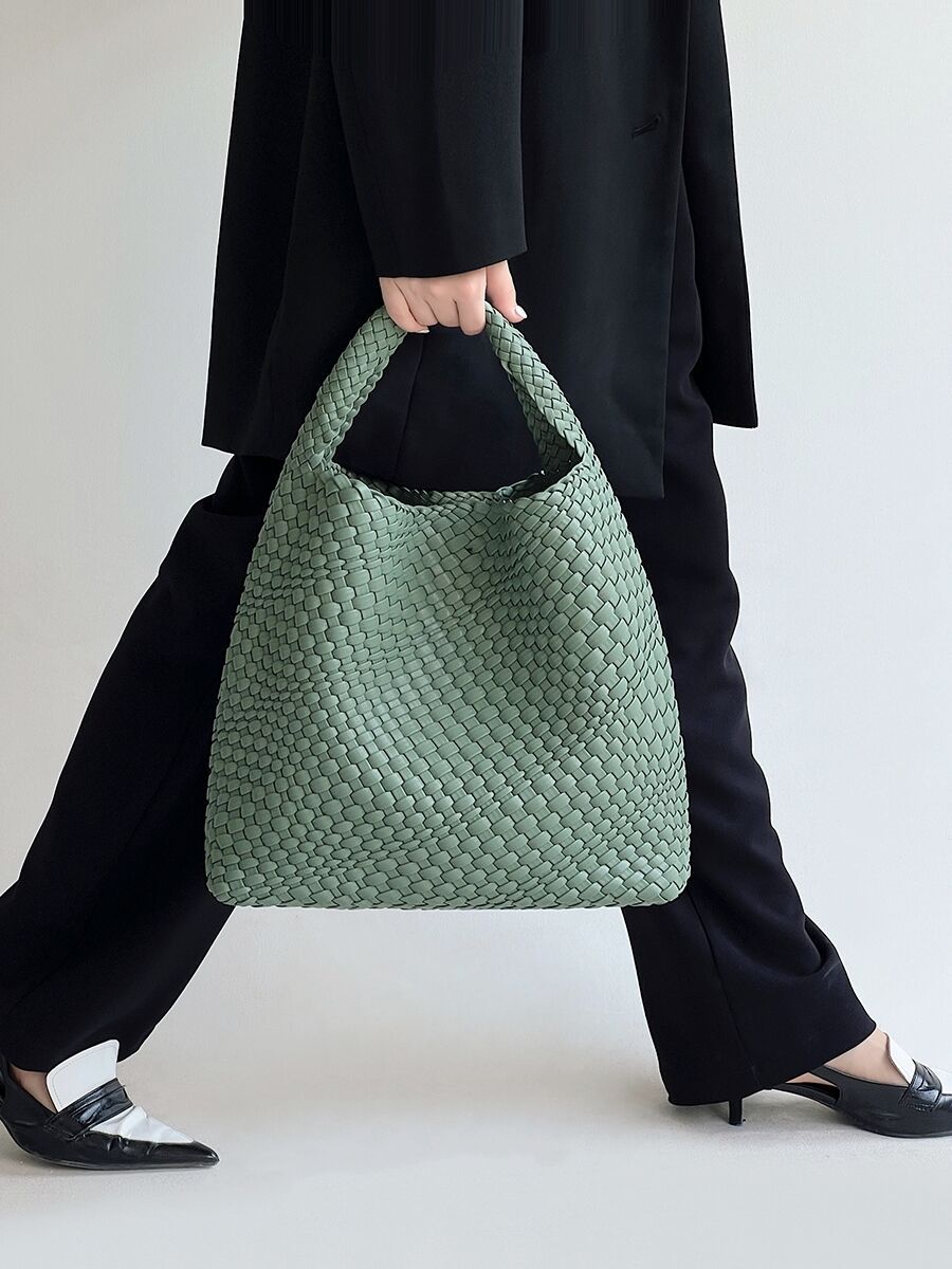 Women's Handmade Woven Fashion Trend Large Capacity Shoulder Bags