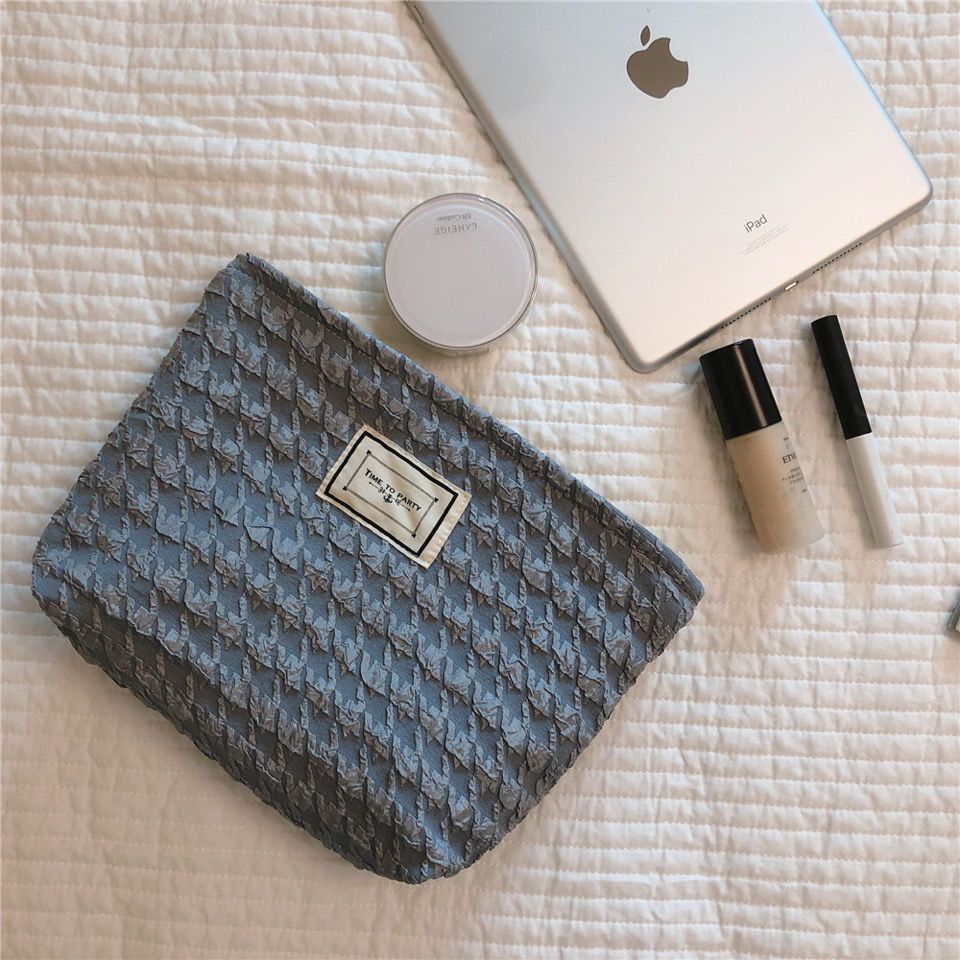 Buggy Wash Large Capacity Portable Elegant Makeup Bag