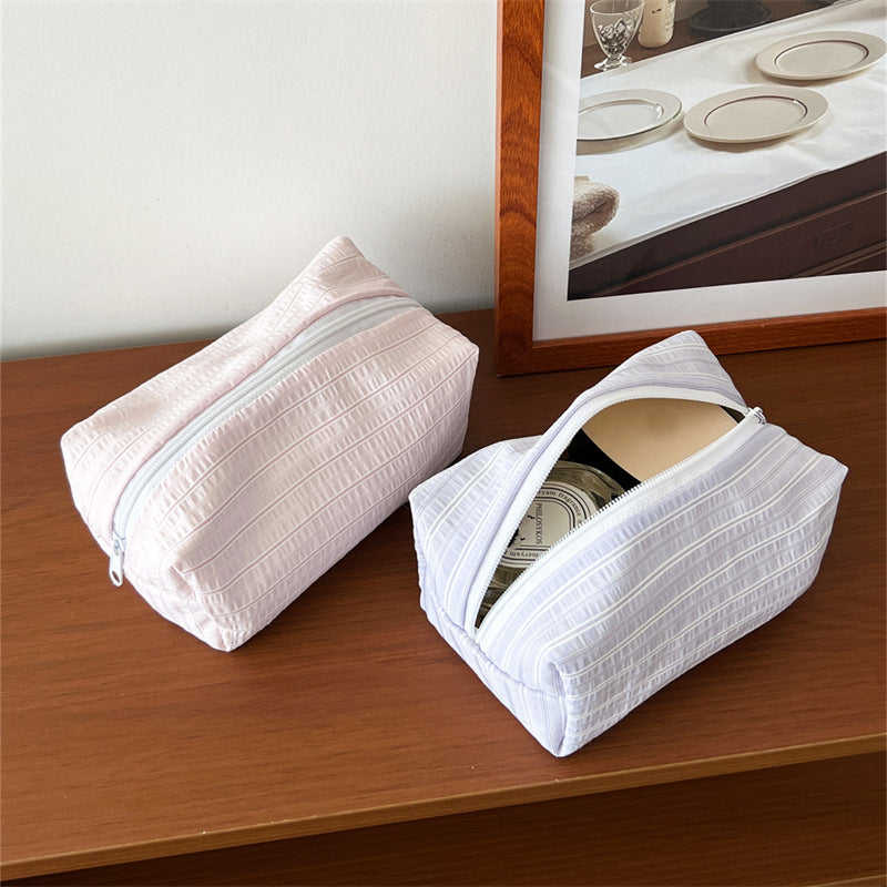 Fresh Contrast Color Cute Toiletry Portable Large Capacity Bags
