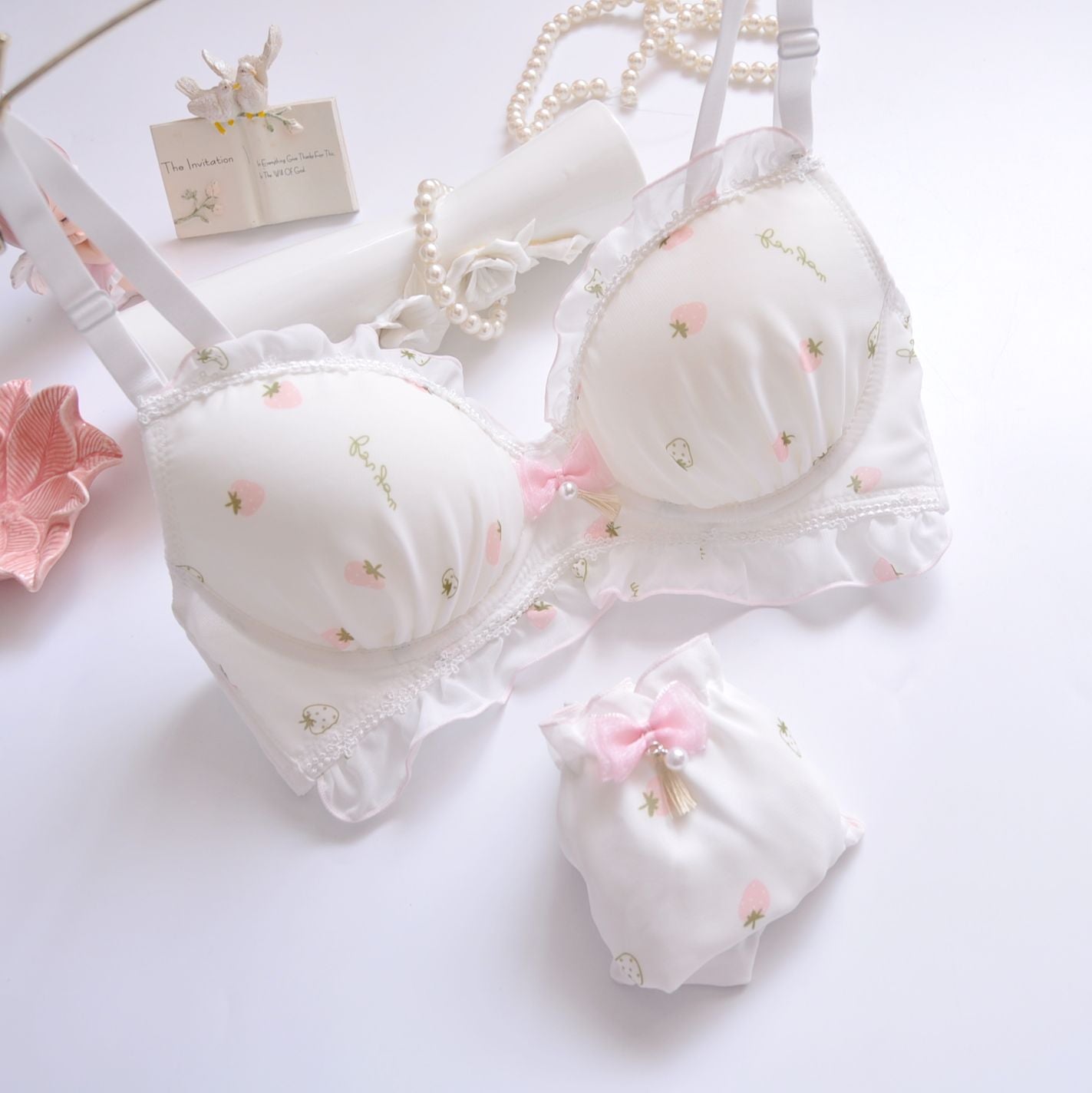 Long-term Two-color Water-soluble Embroidery Film Cup Without Lingerie Sets