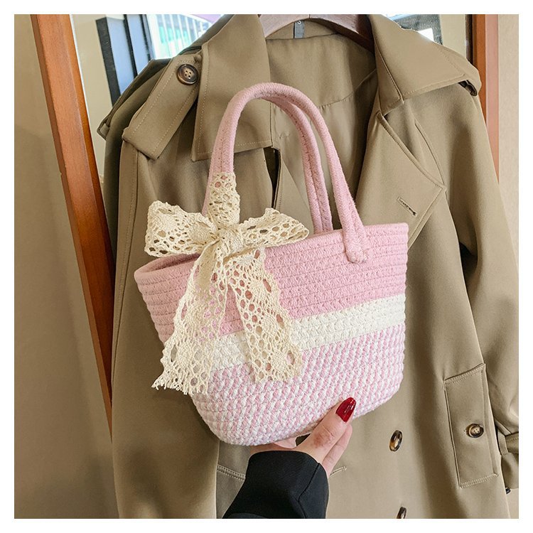 Women's Lace Bow Hand-woven Vacation Style Straw Shoulder Bags