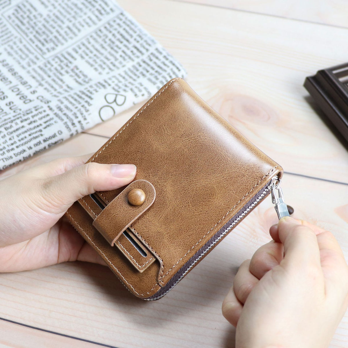 Men's Short Large Capacity External Zipper Portable Men's Wallet