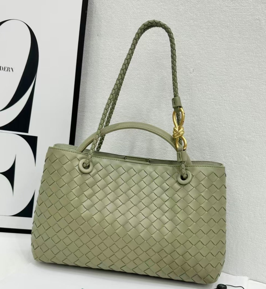 Women's Genuine Leather Metal Cord Fastener Woven Handbags