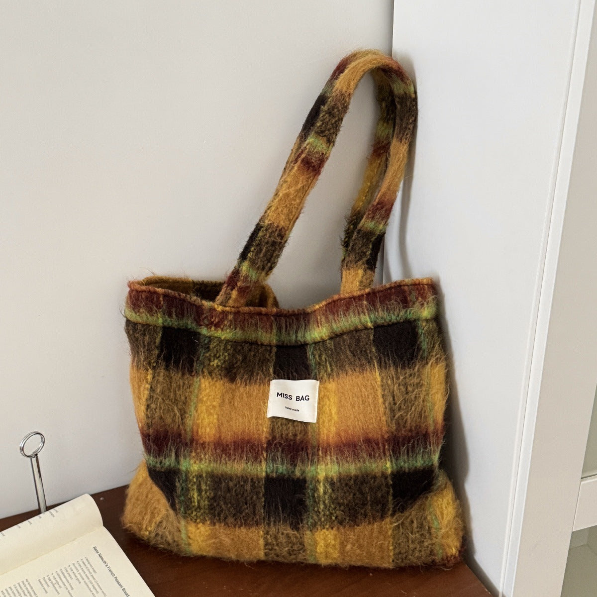 Korean Style Woolen Winter Thickened Large Capacity Women's Shoulder Bag