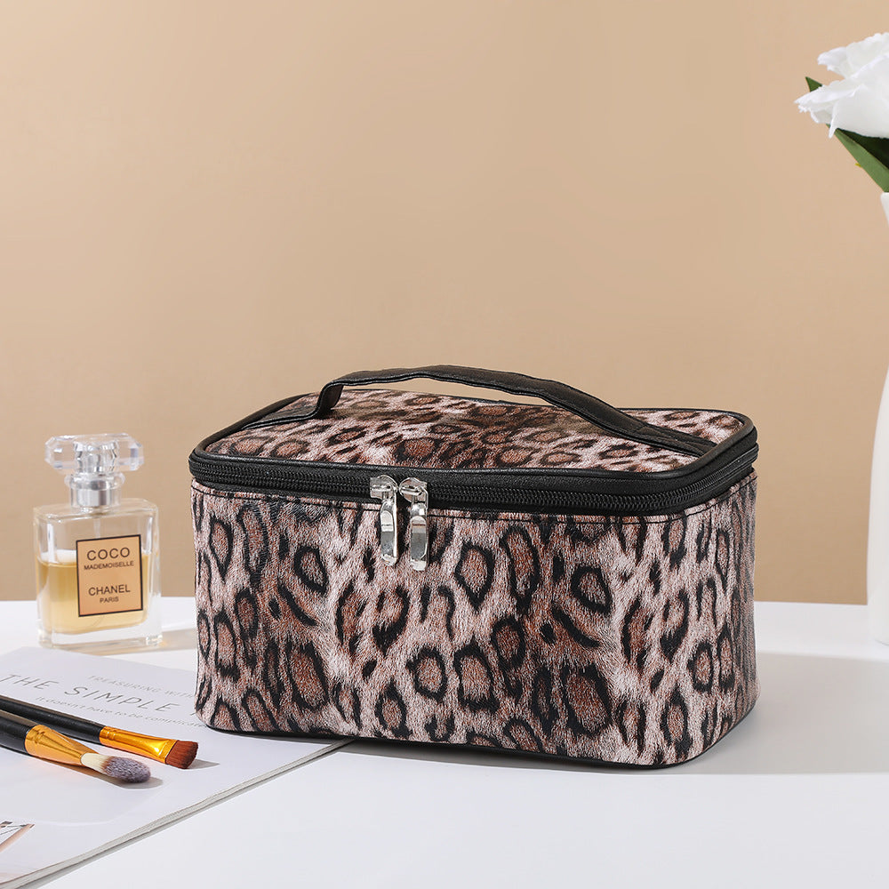 Portable Large Capacity Wash Stylish Versatile Makeup Bag