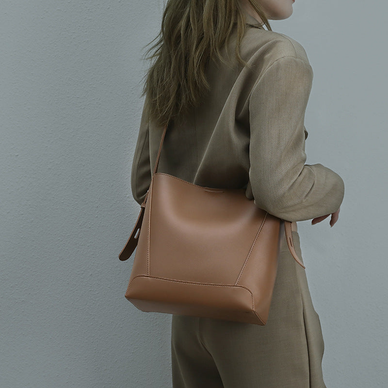 Women's Fashion Versatile Large Capacity Underarm Trendy Women's Shoulder Bag