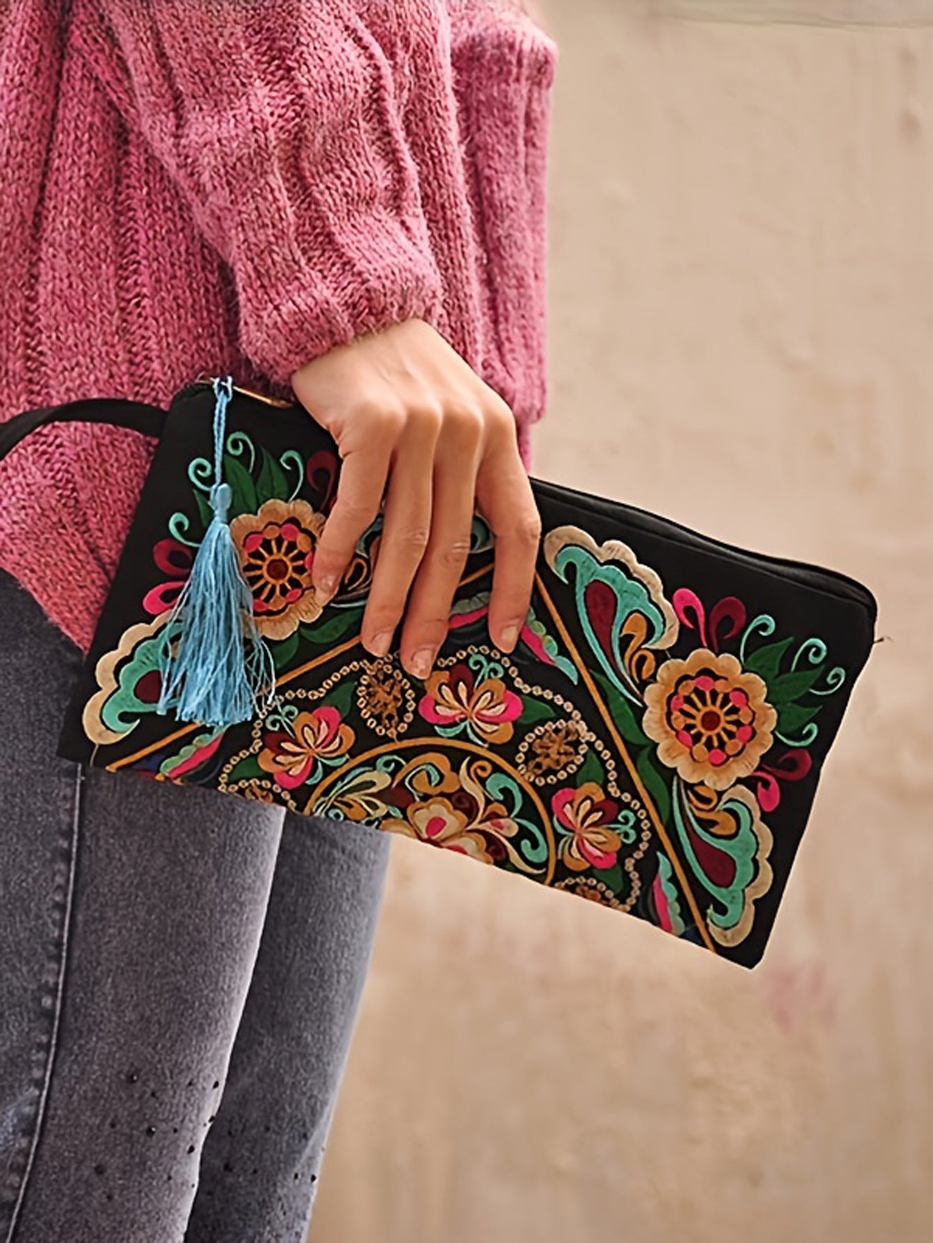Ethnic Style Embroidered Long Retro Dinner Handbags