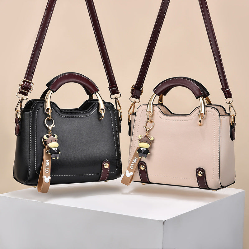 Attractive Women's Western Style Popular Trendy Shoulder Bags