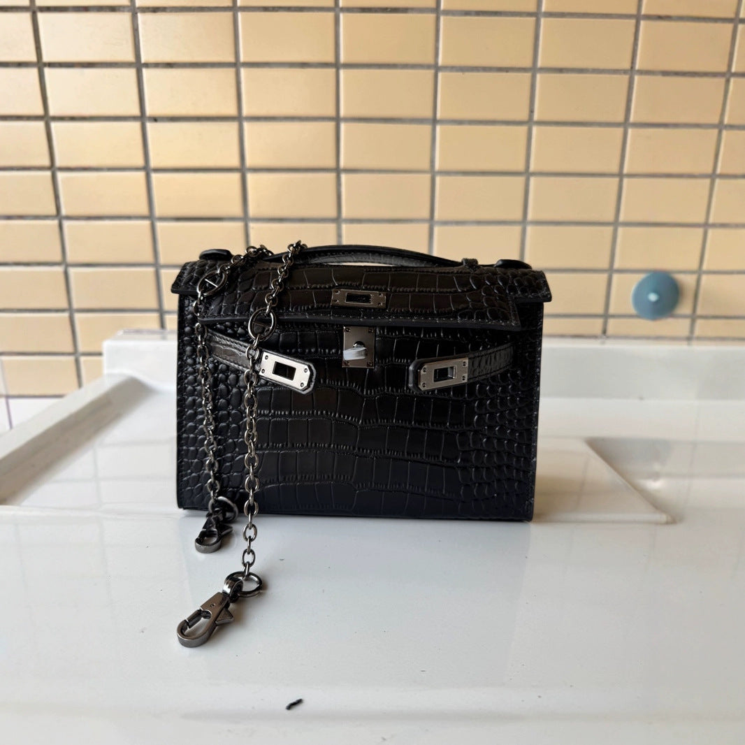 Textured Kelly Crocodile Pattern Matte Simple Ladies Wallet