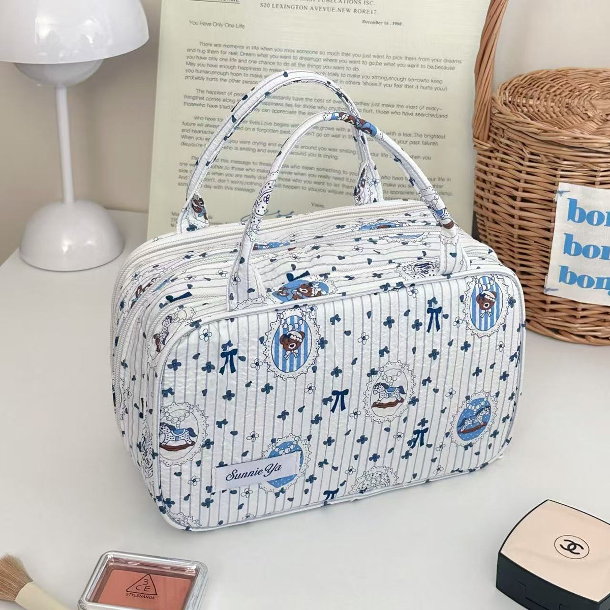 Good-looking Partition Storage Portable Cosmetics Buggy Hanging Large Makeup Bag