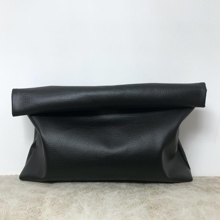 Women's Dark Simple Leather Curling Retro Artistic Handbags