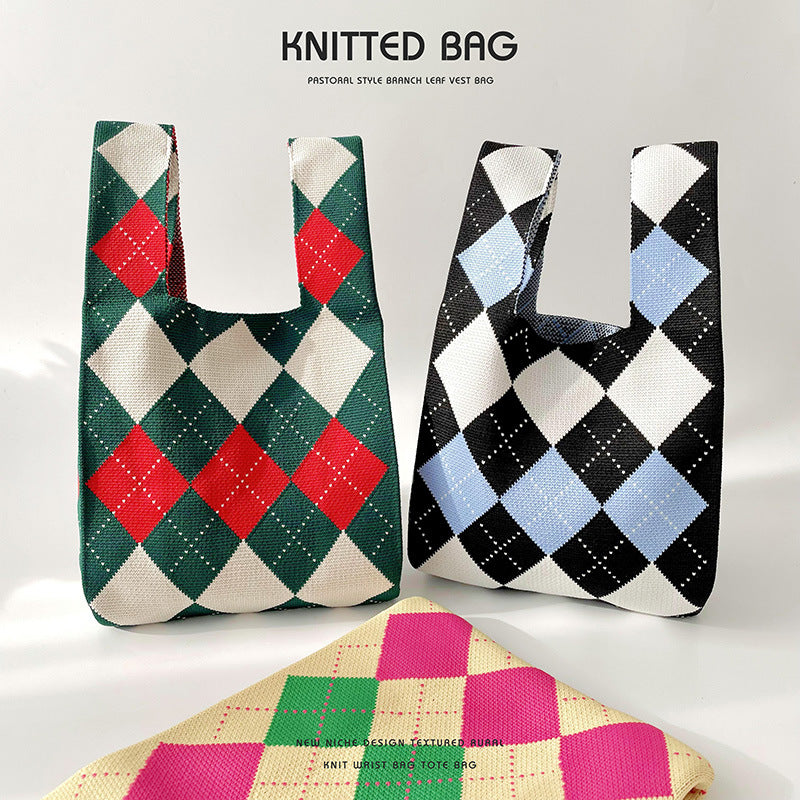 Design Hit Color Diamond Lattice Knitted Shoulder Bags