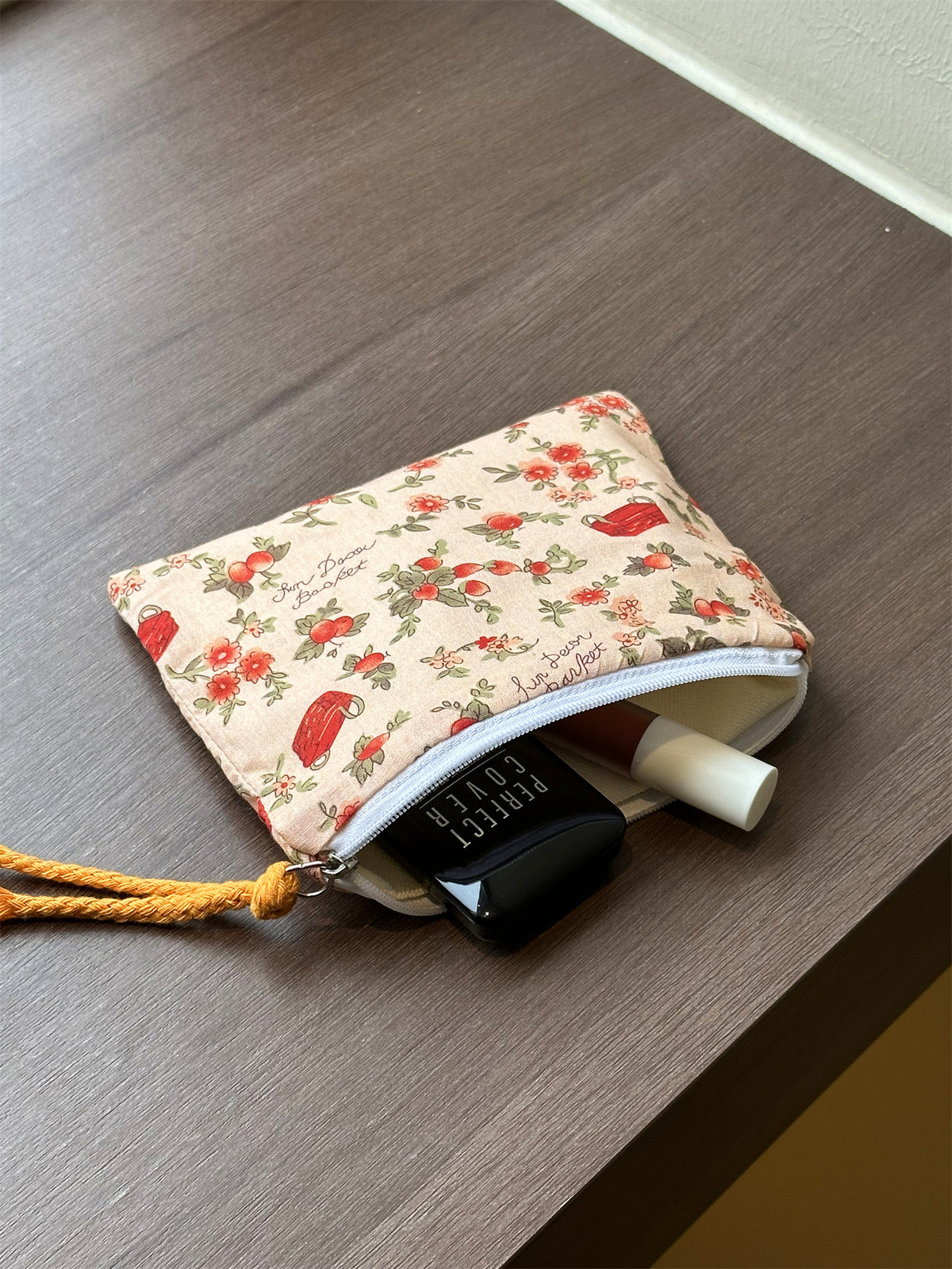Fresh Floral Good-looking Large Capacity Simple Storage Makeup Bag