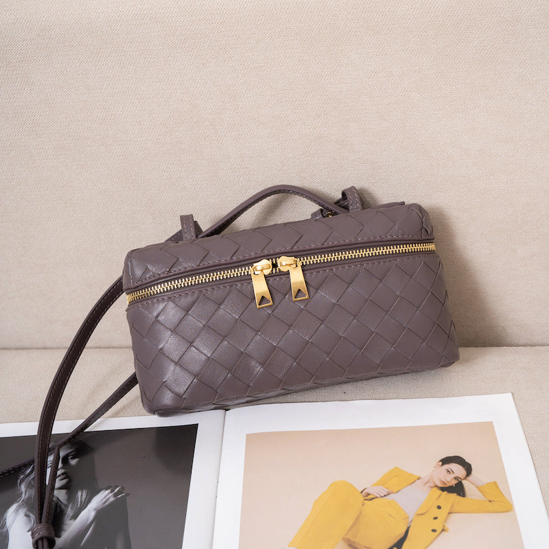 Women's Trendy Sheepskin Hand-woven Portable Light Luxury Women's Messenger Bag
