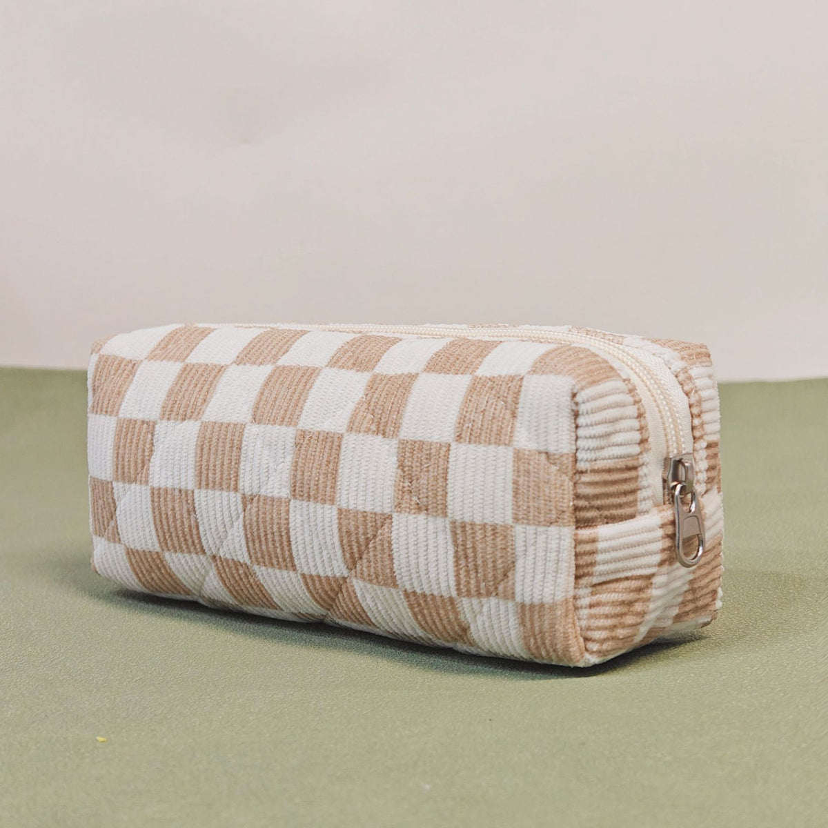 Wind Chessboard Plaid Knitted Large Capacity Portable Corduroy Makeup Bag