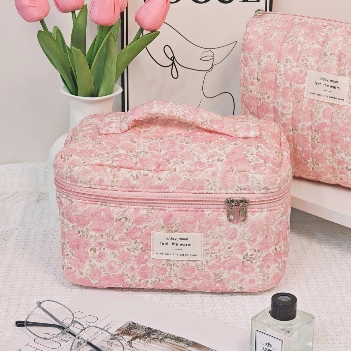 Large Capacity Portable Cosmetics Storage Hand Wash Makeup Bag