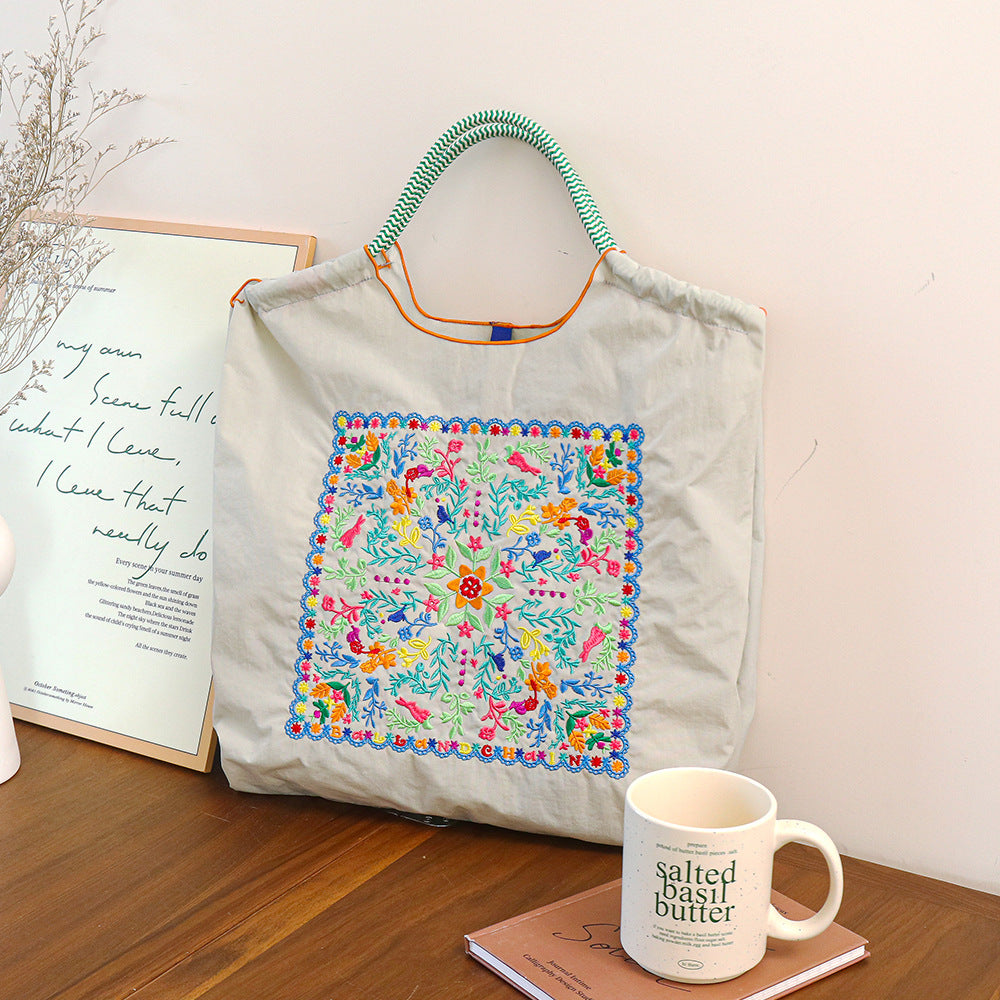 Nylon Embroidered Fashion Niche Large Capacity Women's Shoulder Bag