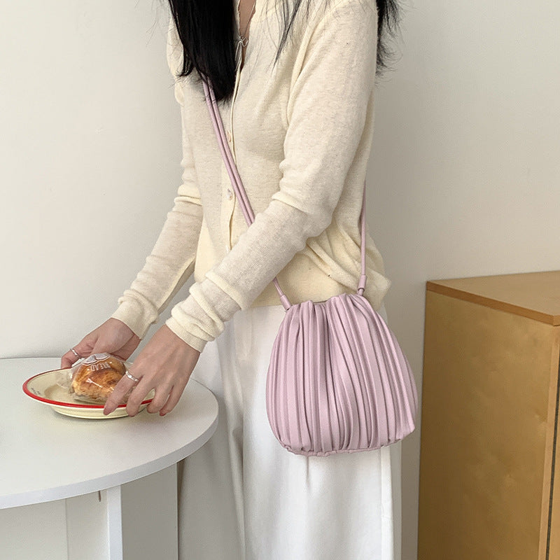 Women's Pleated Korean Niche Design Mobile Magnetic Women's Messenger Bag