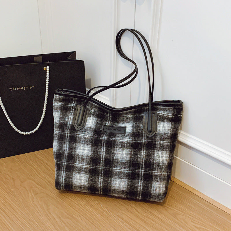 Women's Woolen Plaid Light Luxury Texture Commuter Bags