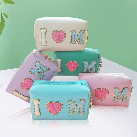 Trendy Batch Of Good-looking Embroidery Style Cosmetic Bags