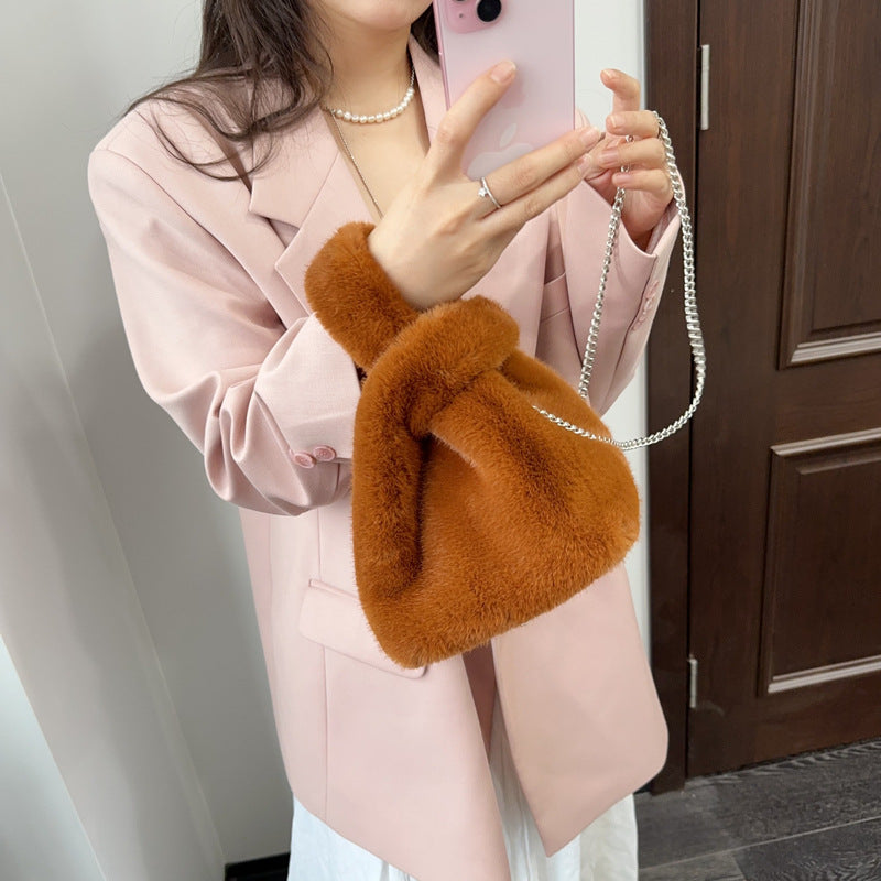 Stylish Imitation Fur Vest Hand Plush Shoulder Bags
