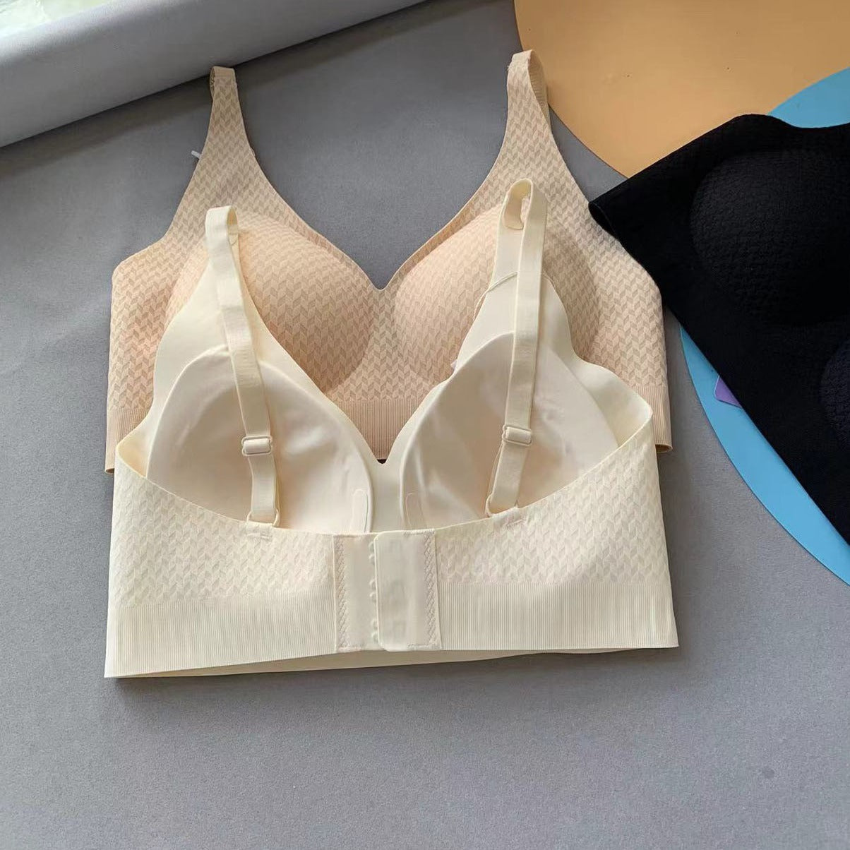 Women's Stylish Autumn Thread Support Underwear Seamless Everyday Bras
