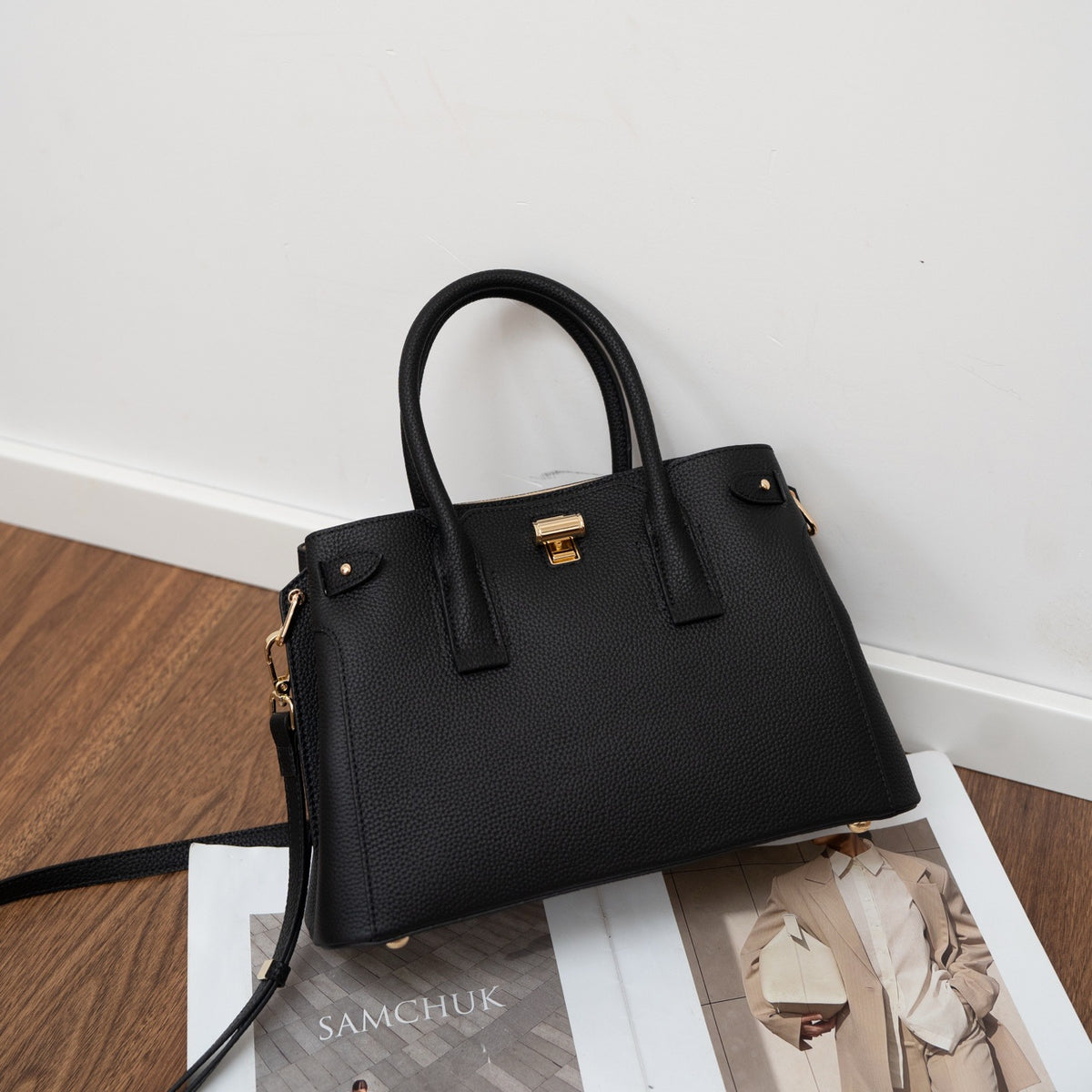 Women's First Layer Cowhide Elegant Versatile High Sense Large Capacity Bags