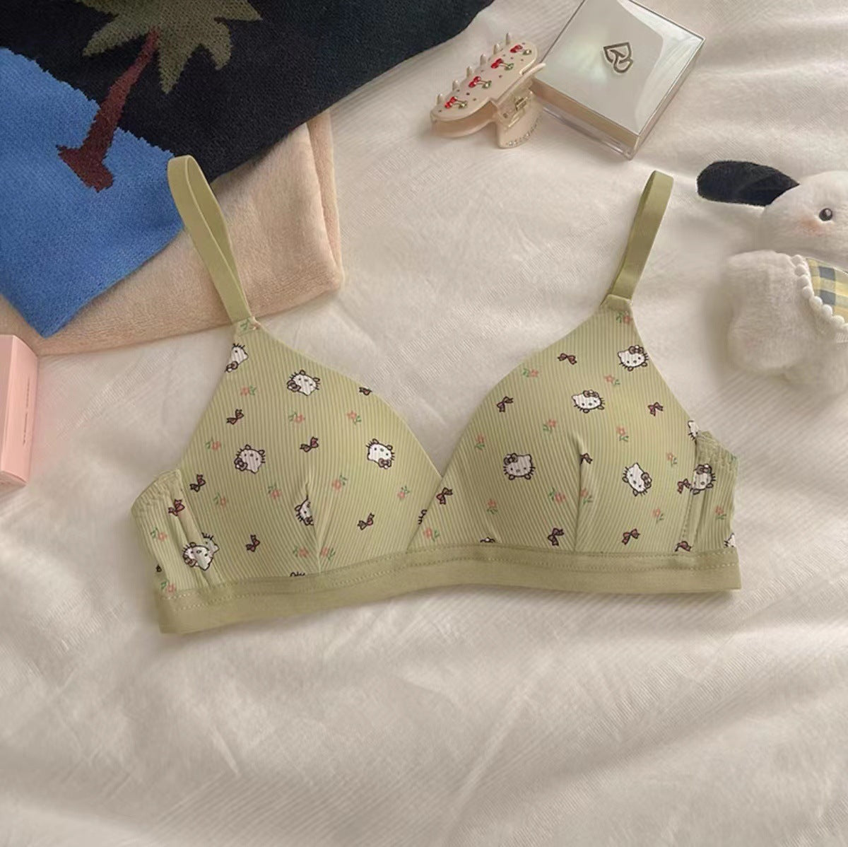 Traceless Underwear Wireless Female Triangle Cup Everyday Bras