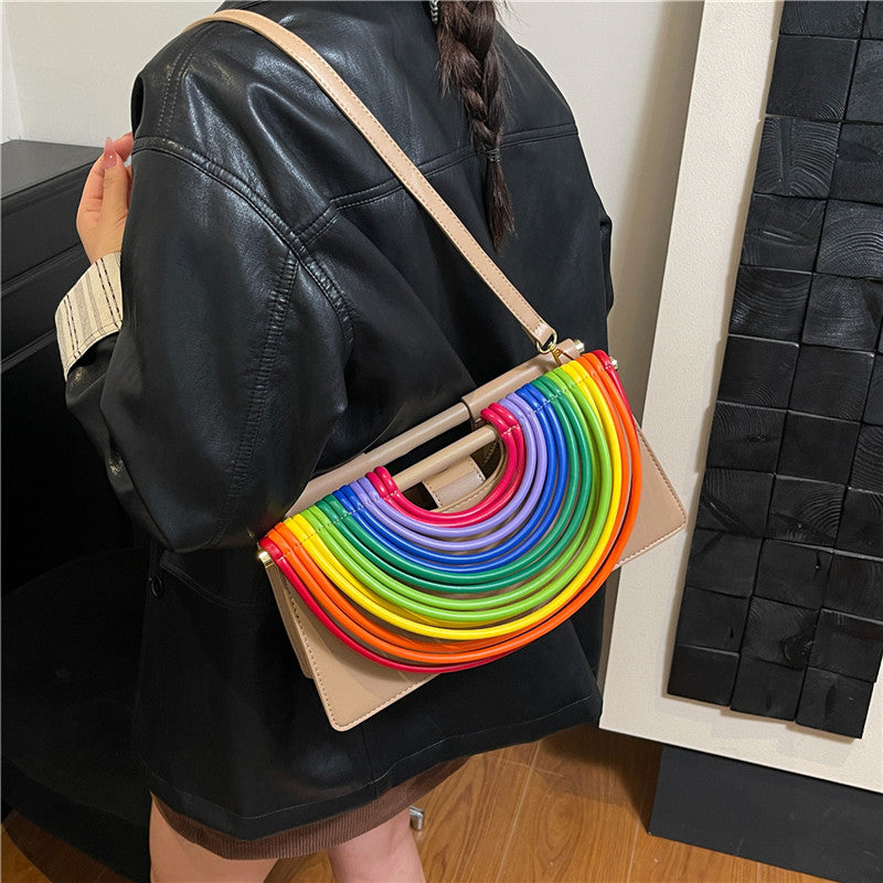 Women's Niche Woven Noodle Retro Hot Unique Women's Messenger Bag