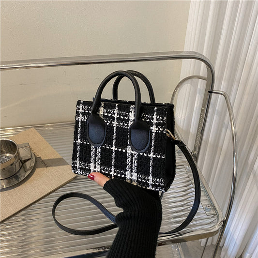 Trendy Pouch Fashion Check Pattern Lightweight Simple Crossbody Bags