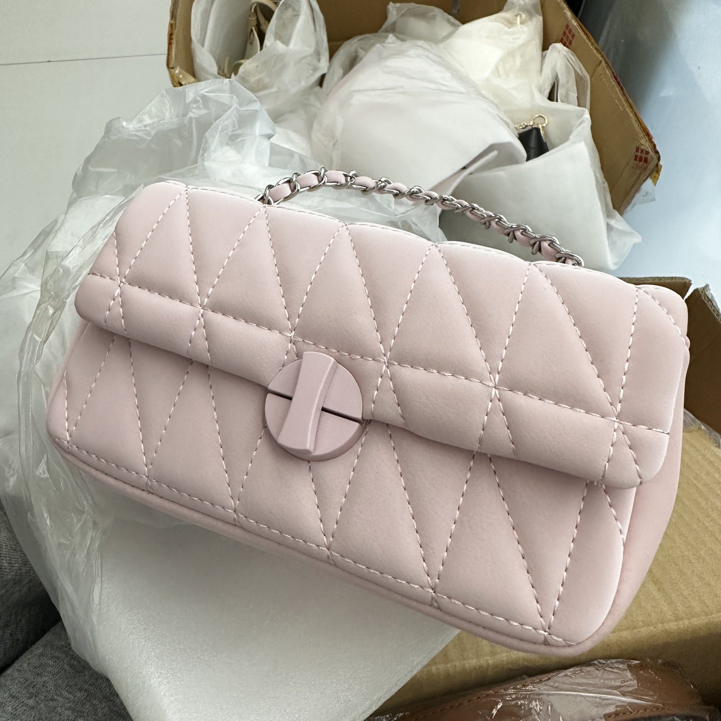 Women's Advanced Texture Diamond Chain Underarm Shoulder Bags