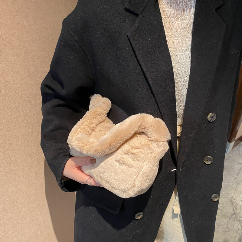 Charming Plush Underarm Female Fashion Portable Handbags