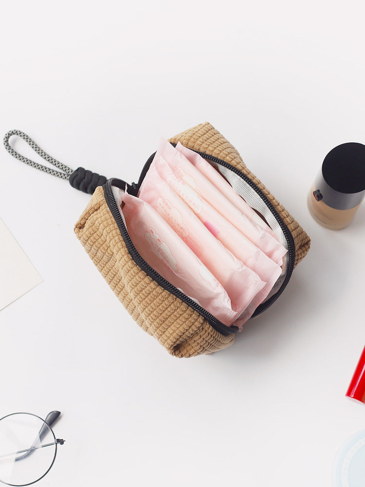 Style Large Capacity Portable Female Cartoon Pouch Cute Sanitary Bags