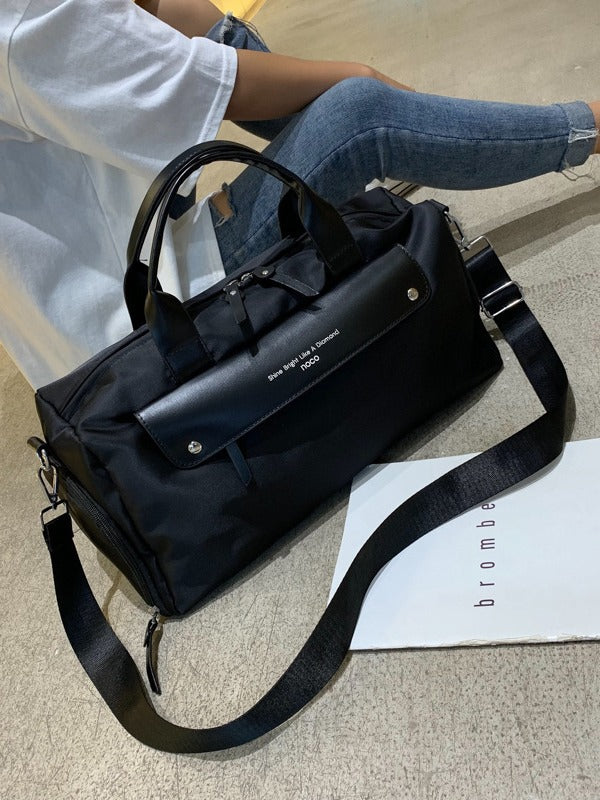 Large Capacity Portable Fashion Waterproof Storage Travel Bags