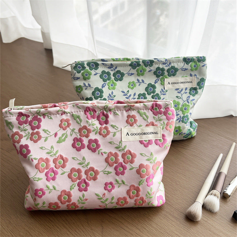 Embossed Bubble Rose Jacquard Temperament Storage Organizing Makeup Bag