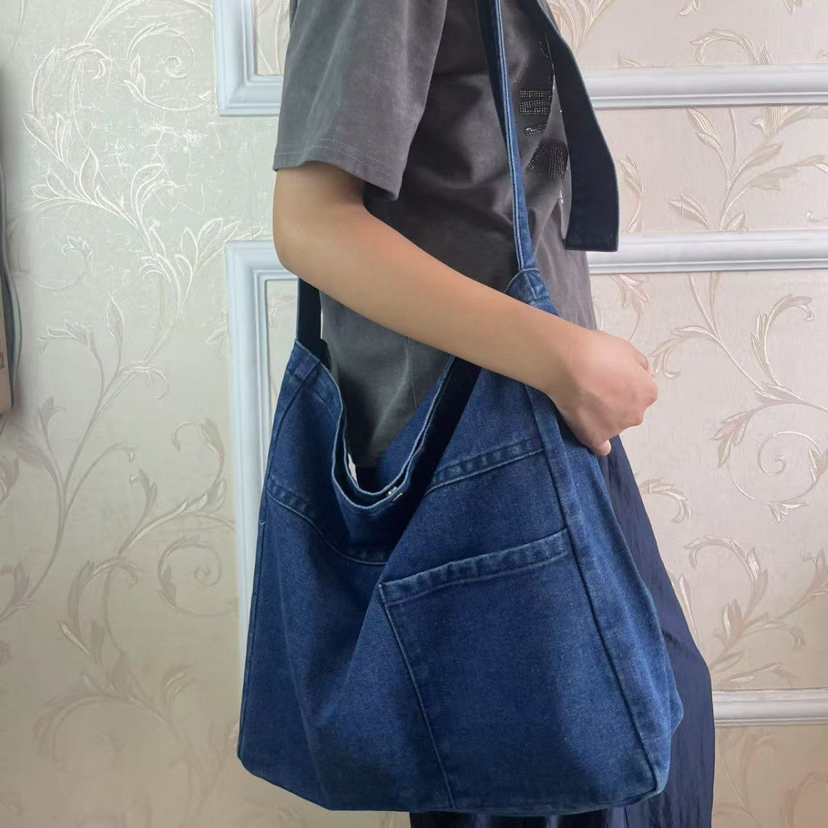 Mori Style Jean Large Capacity Sling Commuter Women's Messenger Bag